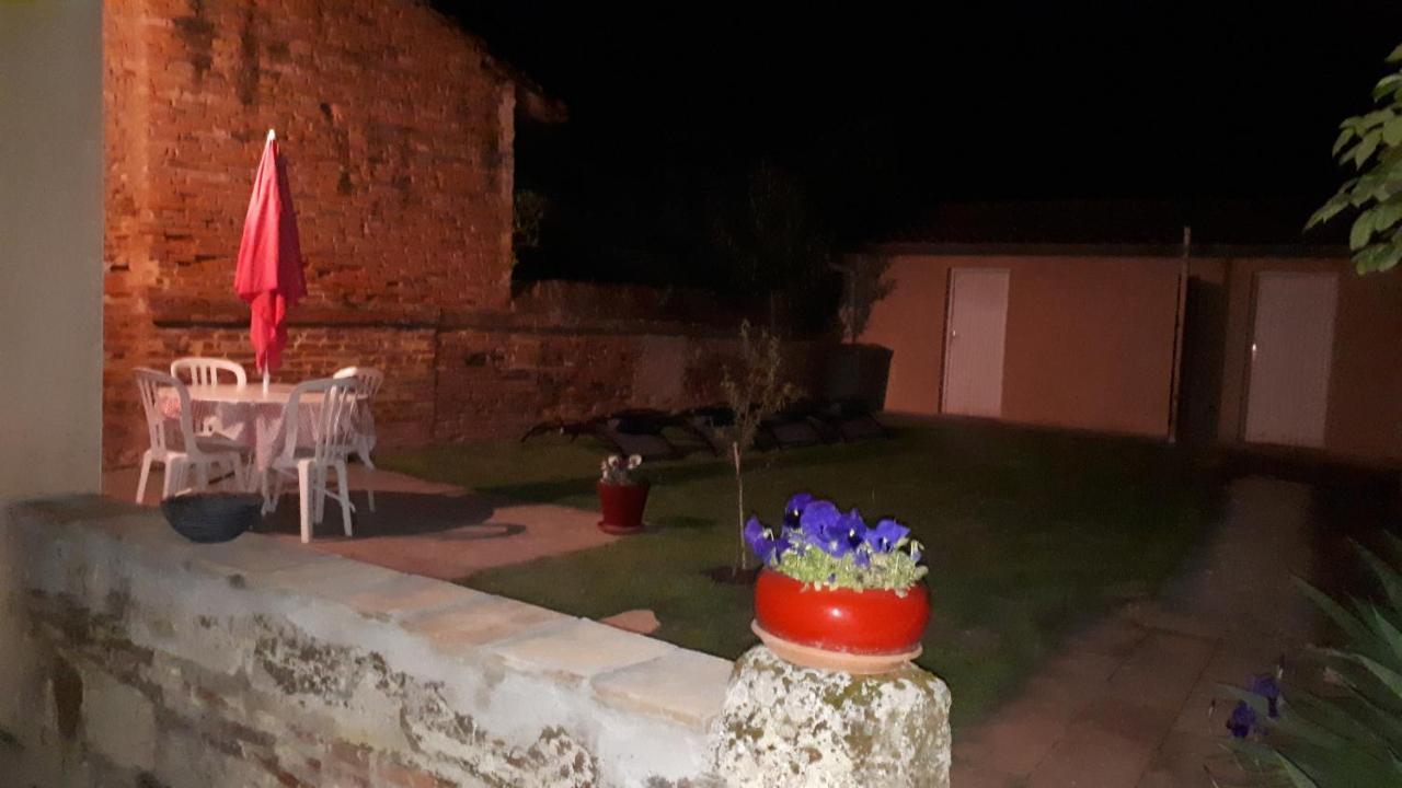 Auberge Des Chemins Moissac Exteriér fotografie